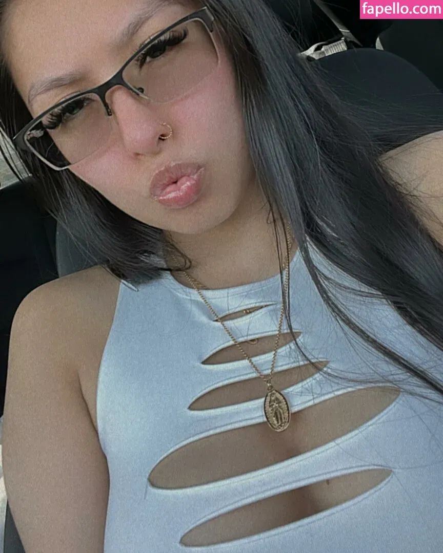 bvbyyem / dvddyemm Onlyfans Photo Gallery 