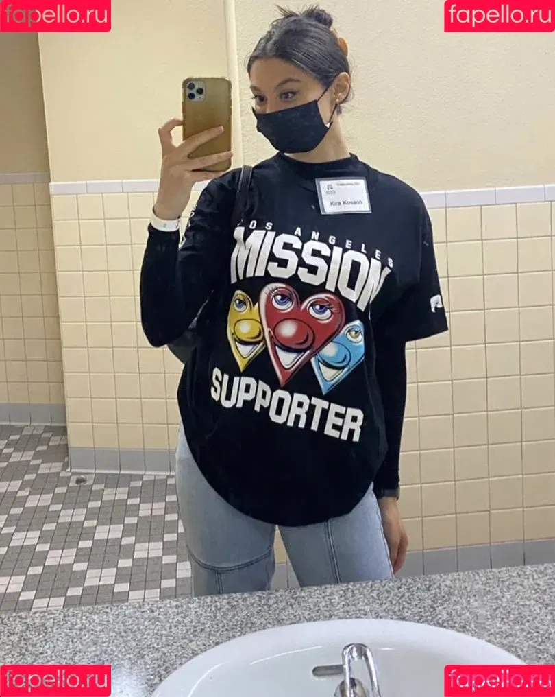 Kira Kosarin / kira_kosarin / kirakosarin Onlyfans Photo Gallery 