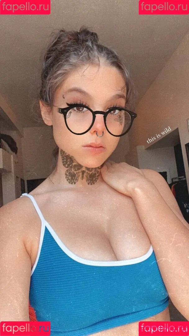 Kira Kosarin / kira_kosarin / kirakosarin Onlyfans Photo Gallery 