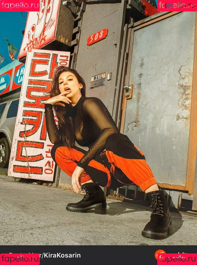 Kira Kosarin / kira_kosarin / kirakosarin Onlyfans Photo Gallery 