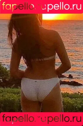Kira Kosarin / kira_kosarin / kirakosarin Onlyfans Photo Gallery 