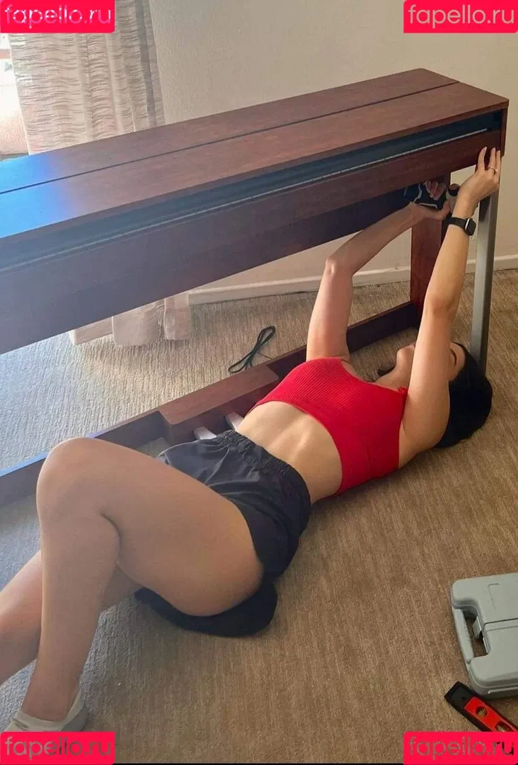 Kira Kosarin / kira_kosarin / kirakosarin Onlyfans Photo Gallery 