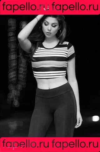 Kira Kosarin / kira_kosarin / kirakosarin Onlyfans Photo Gallery 