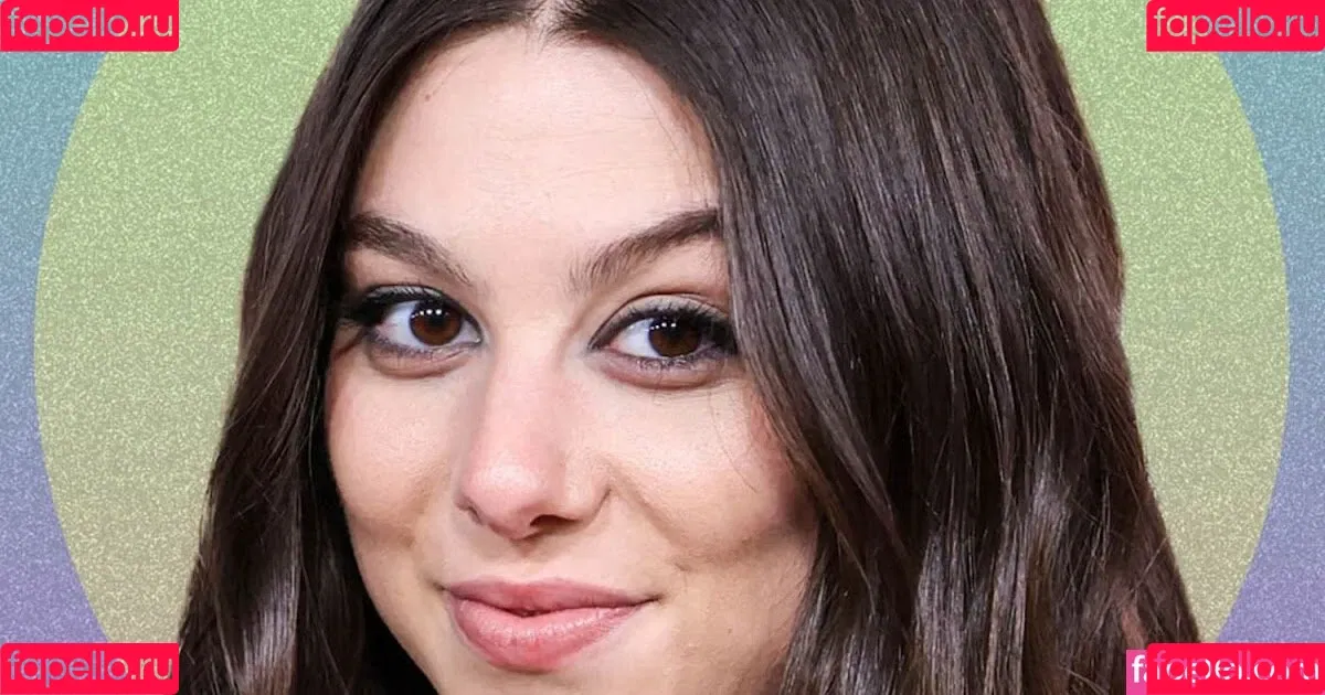 Kira Kosarin / kira_kosarin / kirakosarin Onlyfans Photo Gallery 