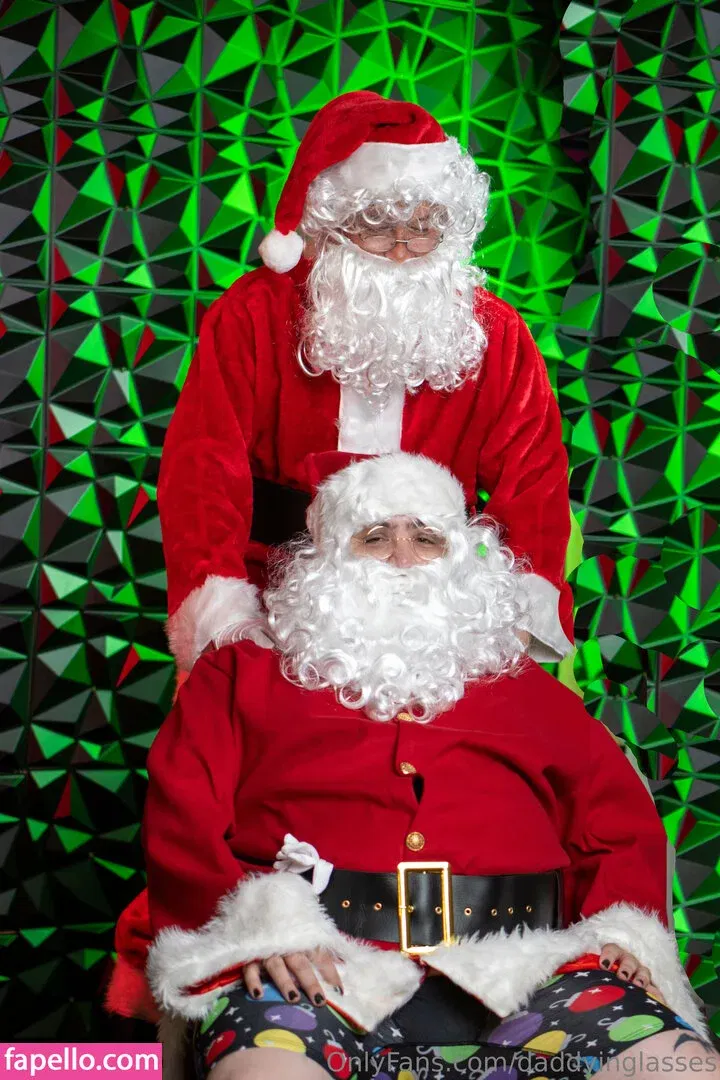 daddyinglasses Onlyfans Photo Gallery 