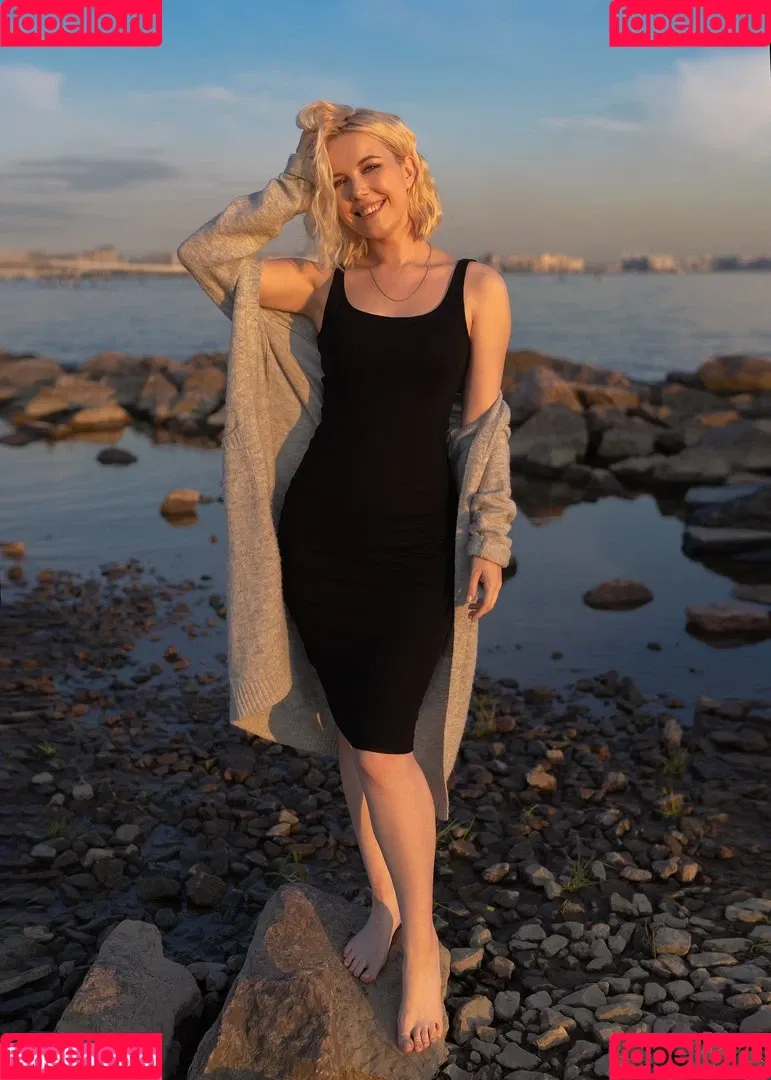 Helen Stifler / helenstifler Onlyfans Photo Gallery 