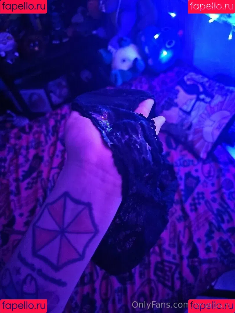 Evy Rosas / evy_rosas / evyrosas Onlyfans Photo Gallery 