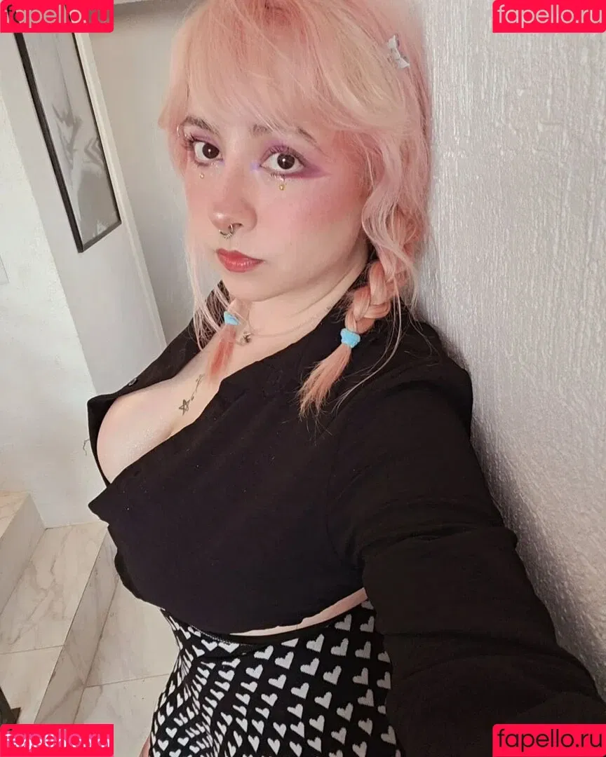 Evy Rosas / evy_rosas / evyrosas Onlyfans Photo Gallery 