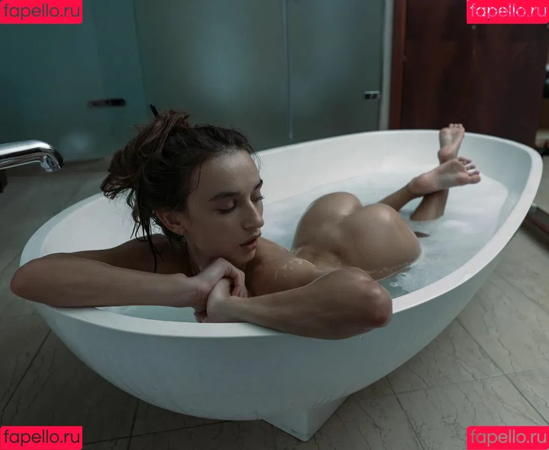 Gloria Sol / gloriasol / sonyafairy Onlyfans Photo Gallery 