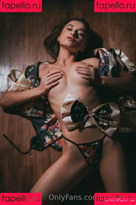 Gloria Sol / gloriasol / sonyafairy Onlyfans Photo Gallery 