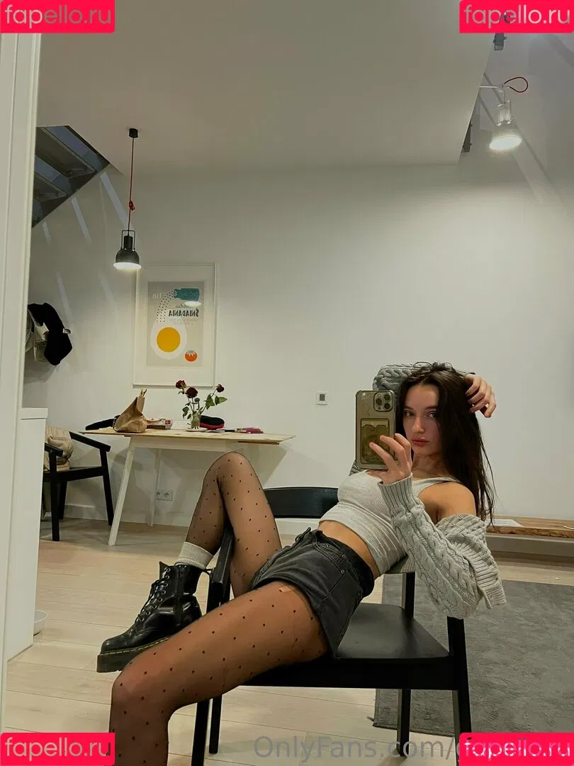 Gloria Sol / gloriasol / sonyafairy Onlyfans Photo Gallery 