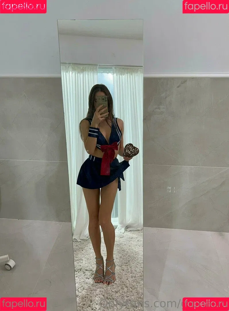 Gloria Sol / gloriasol / sonyafairy Onlyfans Photo Gallery 