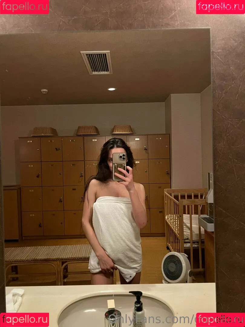 Gloria Sol / gloriasol / sonyafairy Onlyfans Photo Gallery 