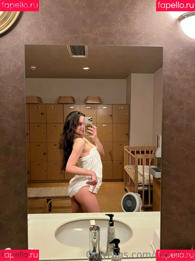 Gloria Sol / gloriasol / sonyafairy Onlyfans Photo Gallery 