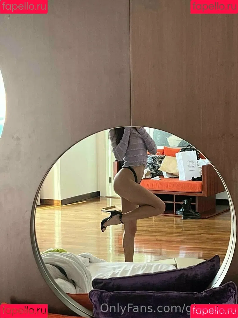 Gloria Sol / gloriasol / sonyafairy Onlyfans Photo Gallery 