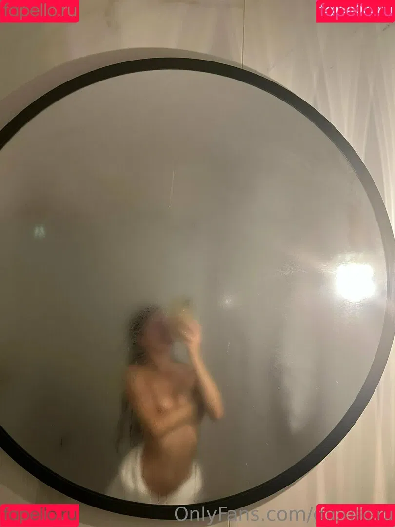 Gloria Sol / gloriasol / sonyafairy Onlyfans Photo Gallery 