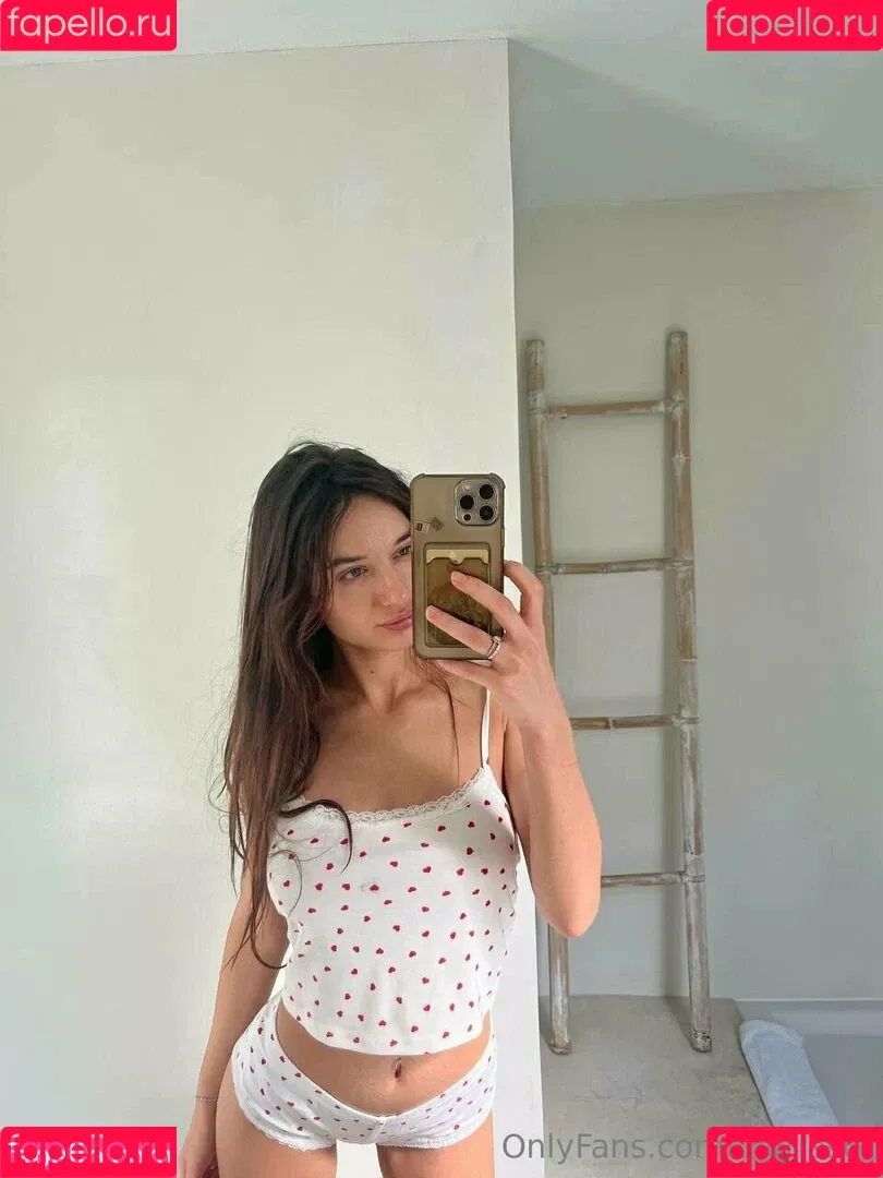 Gloria Sol / gloriasol / sonyafairy Onlyfans Photo Gallery 