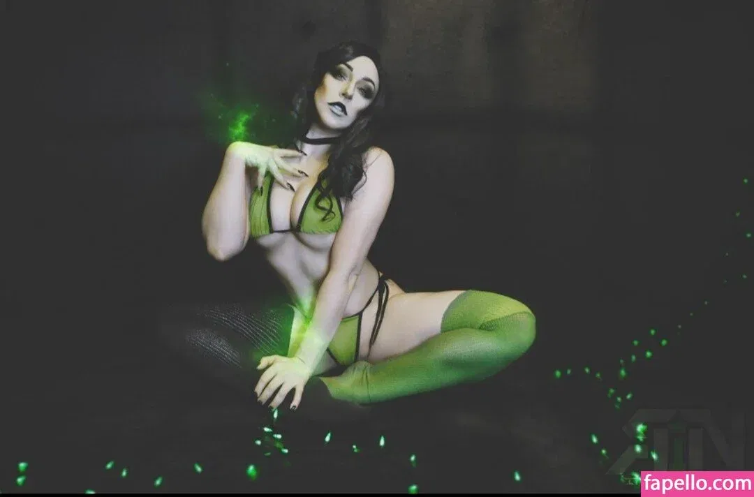 Deanna Davis / Itsrainingneon / itsrainingne0n Onlyfans Photo Gallery 