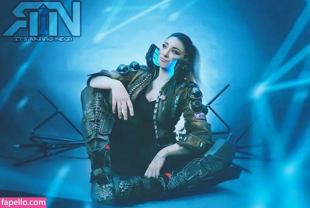 Deanna Davis / Itsrainingneon / itsrainingne0n Onlyfans Photo Gallery 