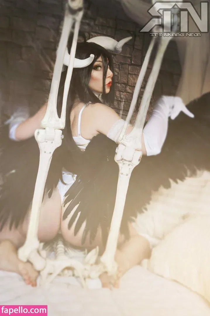 Deanna Davis / Itsrainingneon / itsrainingne0n Onlyfans Photo Gallery 