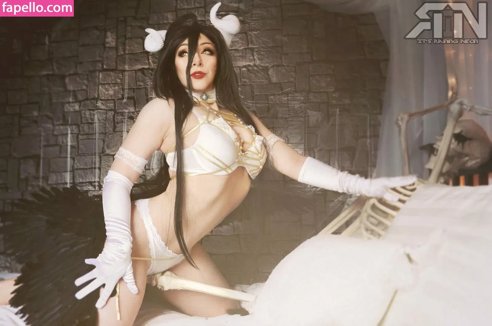 Deanna Davis / Itsrainingneon / itsrainingne0n Onlyfans Photo Gallery 