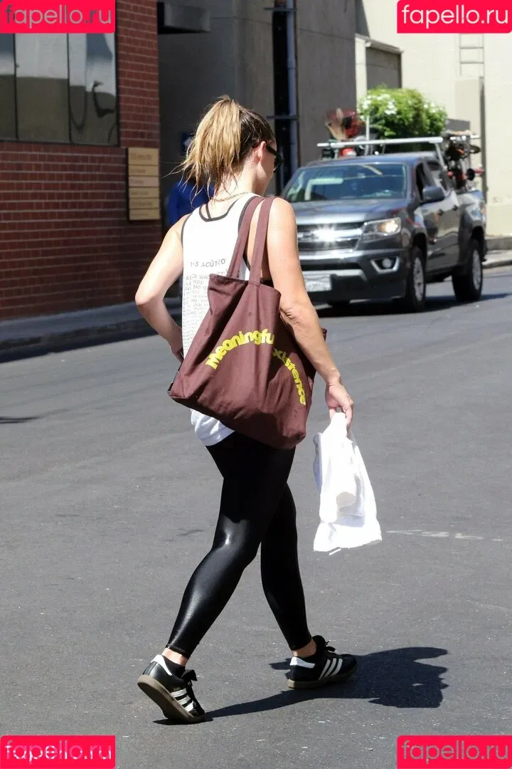 Olivia Wilde / olivia_wilde22 / oliviawilde Onlyfans Photo Gallery 