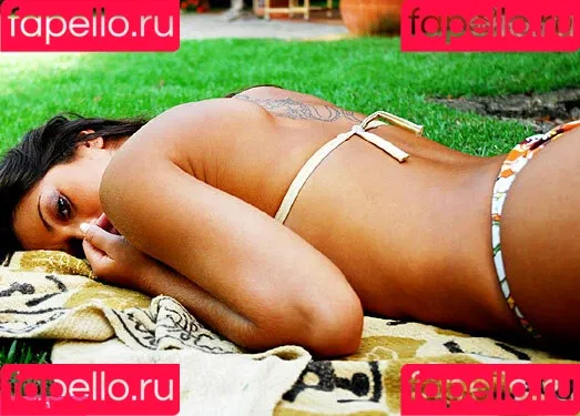 Dani Bolina / dbolina Onlyfans Photo Gallery 