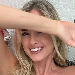 hollysworld___ / hollysworldvip Onlyfans Photo Gallery 