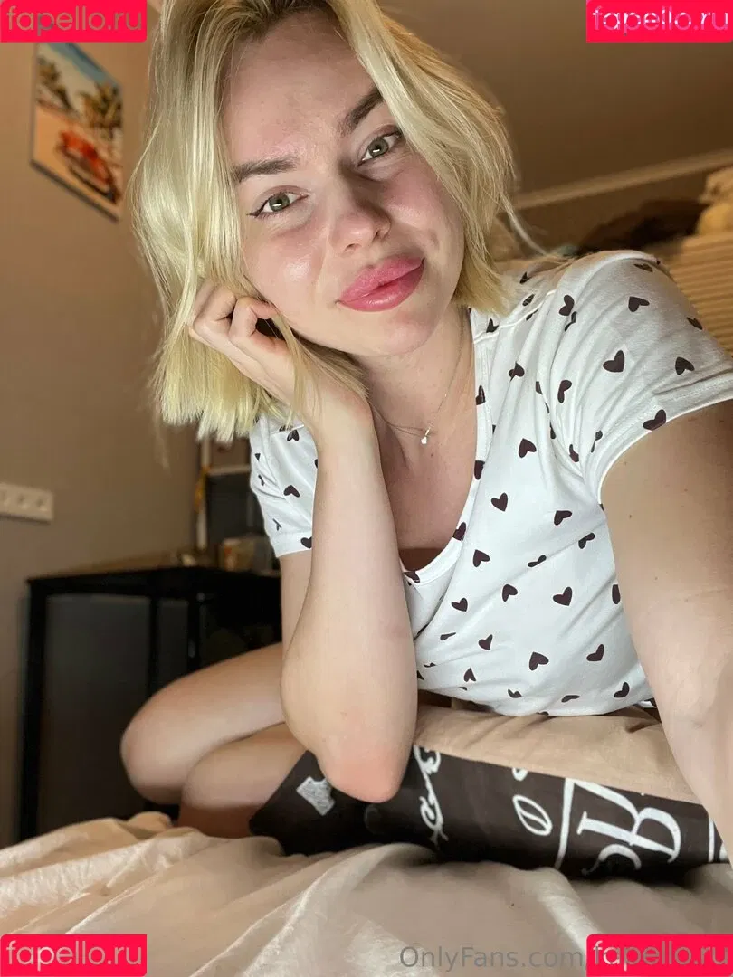 Kittie Sweetie / kate_murr Onlyfans Photo Gallery 