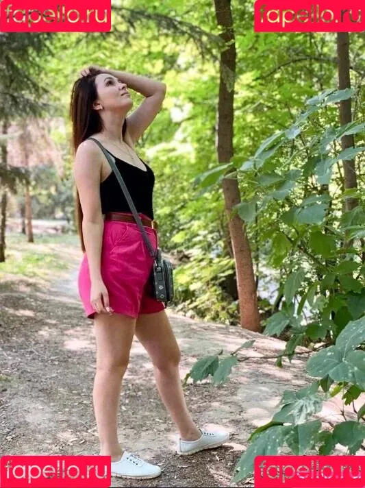 Alina Rai / AlinaRai / Sasha Paradise / alinarai07 Onlyfans Photo Gallery 