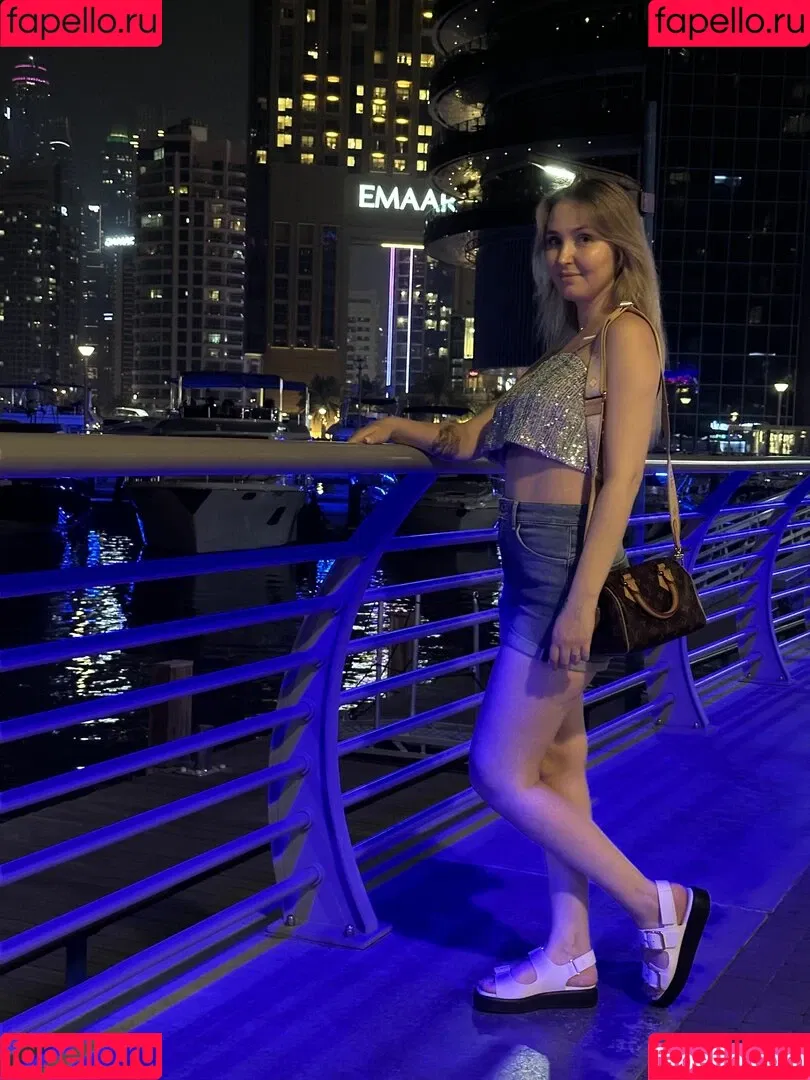 Alina Rai / AlinaRai / Sasha Paradise / alinarai07 Onlyfans Photo Gallery 