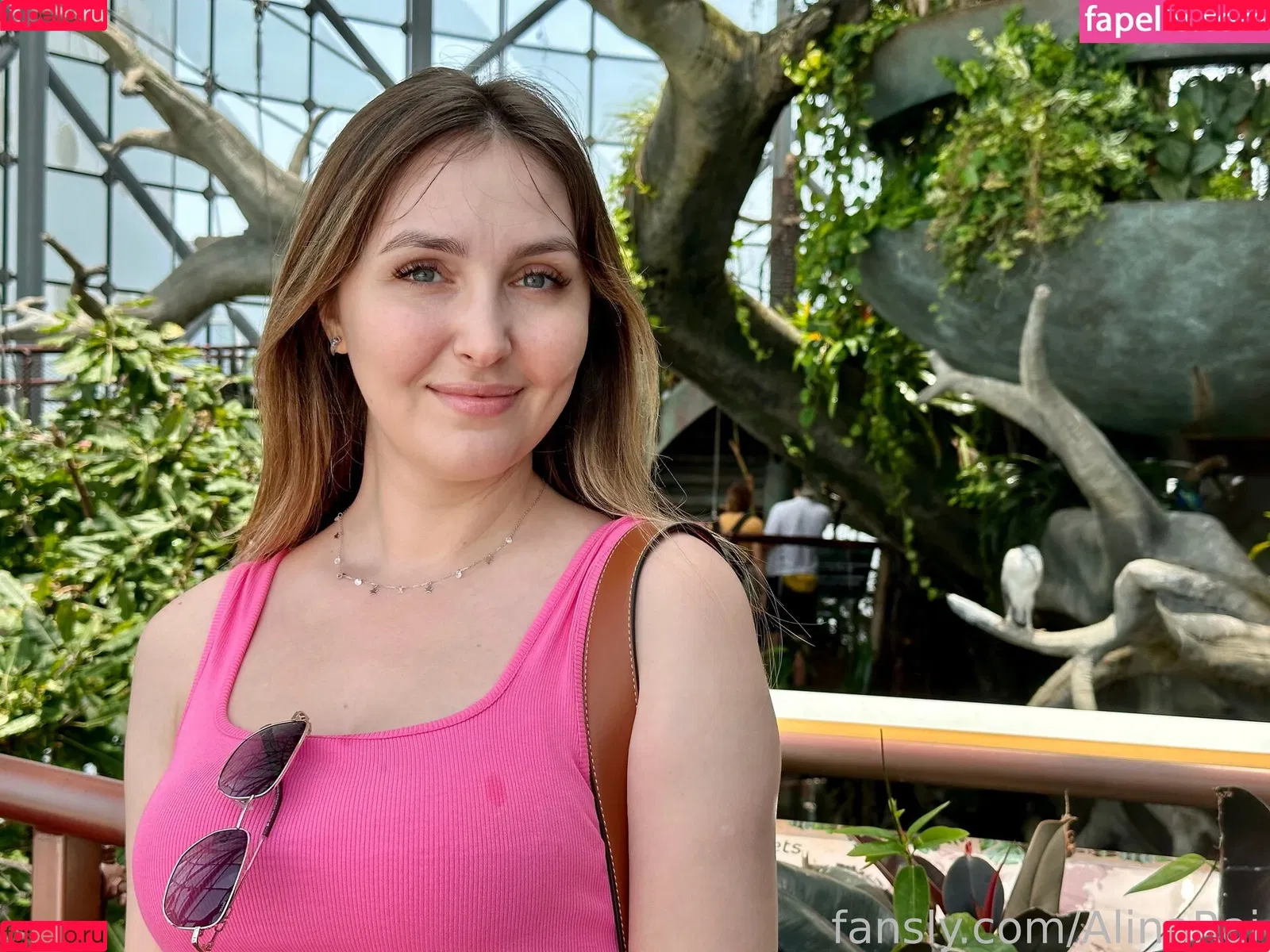 Alina Rai / AlinaRai / Sasha Paradise / alinarai07 Onlyfans Photo Gallery 
