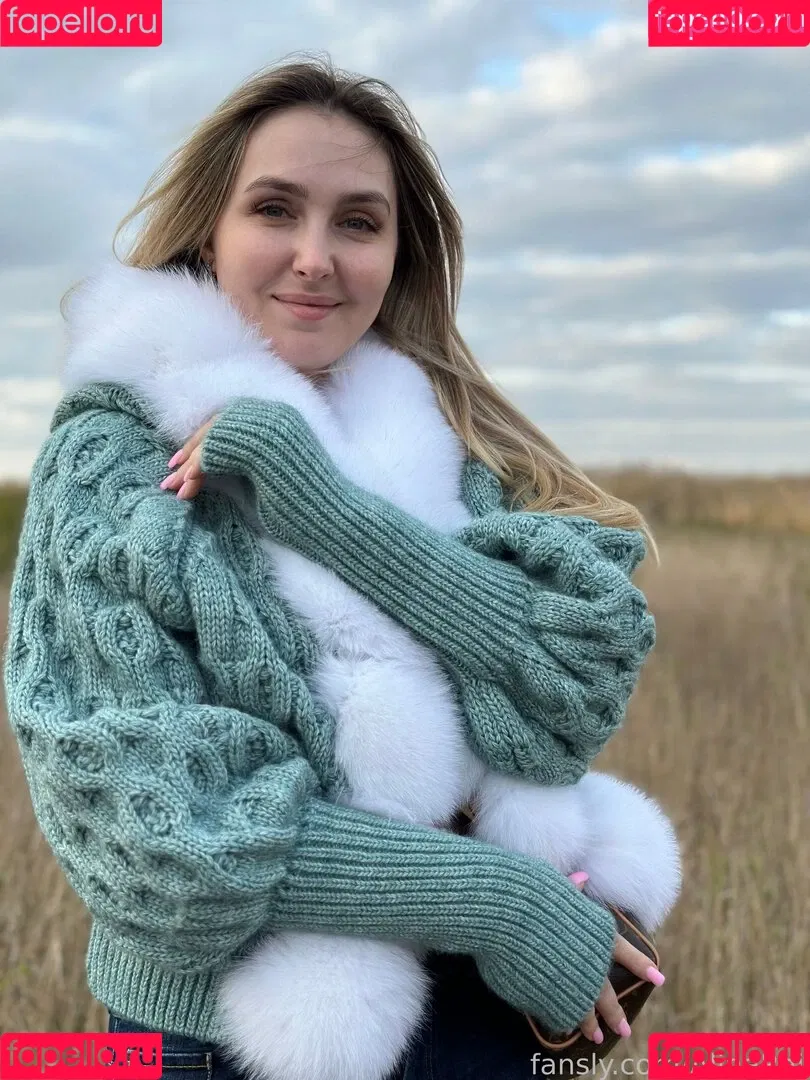 Alina Rai / AlinaRai / Sasha Paradise / alinarai07 Onlyfans Photo Gallery 