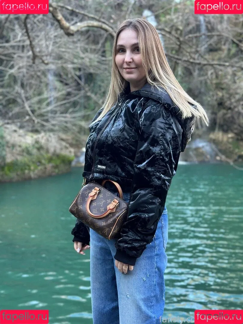 Alina Rai / AlinaRai / Sasha Paradise / alinarai07 Onlyfans Photo Gallery 