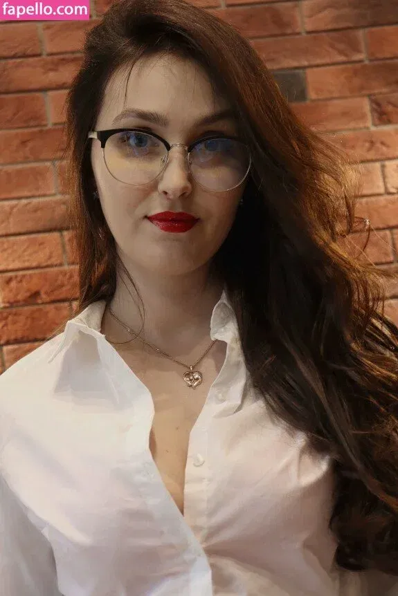 Alina Rai / AlinaRai / Sasha Paradise / alinarai07 Onlyfans Photo Gallery 