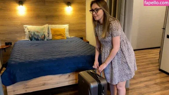 Alina Rai / AlinaRai / Sasha Paradise / alinarai07 Onlyfans Photo Gallery 