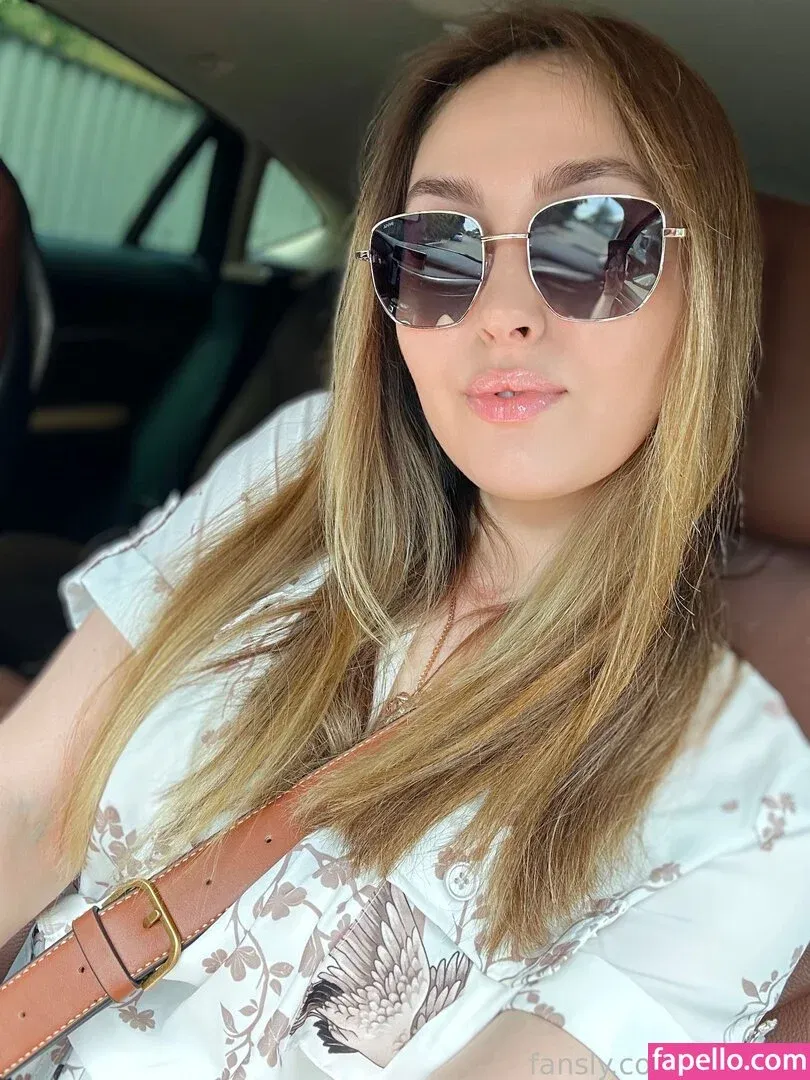 Alina Rai / AlinaRai / Sasha Paradise / alinarai07 Onlyfans Photo Gallery 