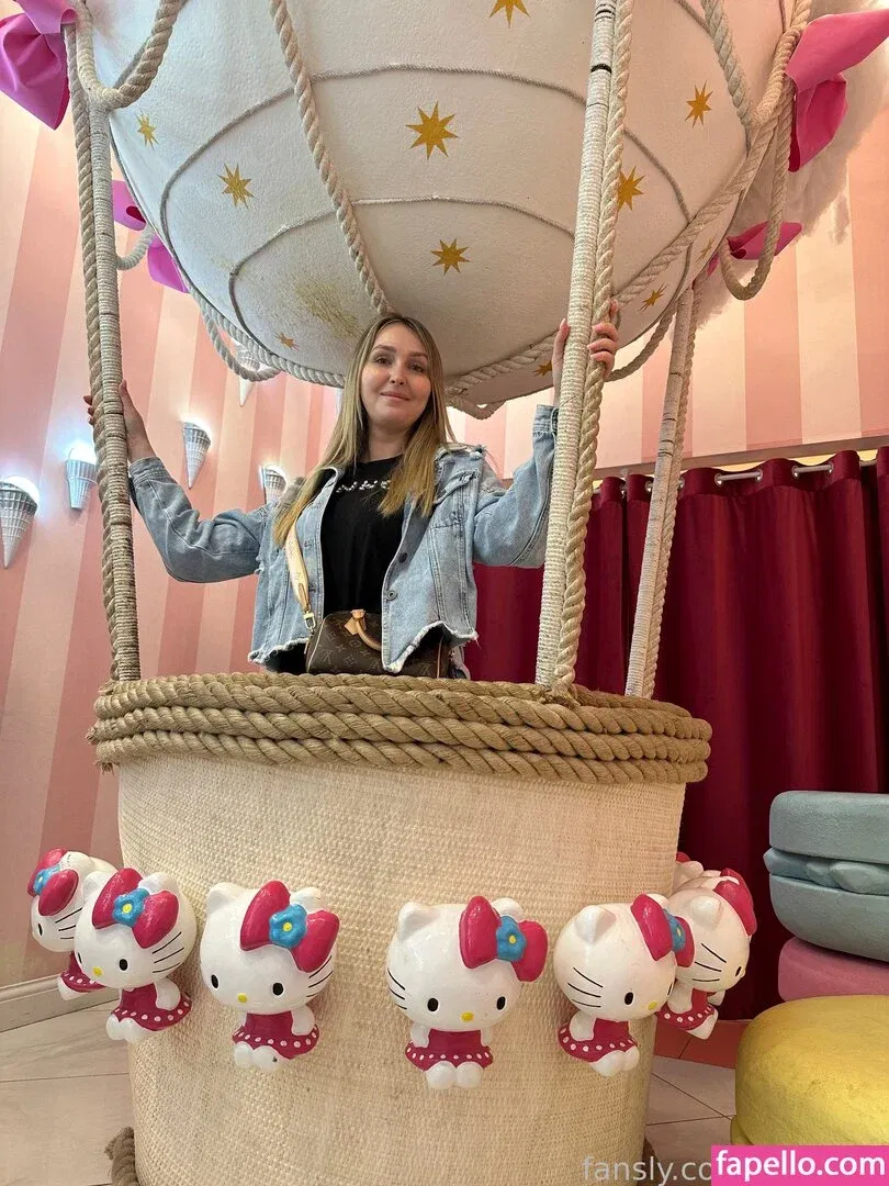 Alina Rai / AlinaRai / Sasha Paradise / alinarai07 Onlyfans Photo Gallery 