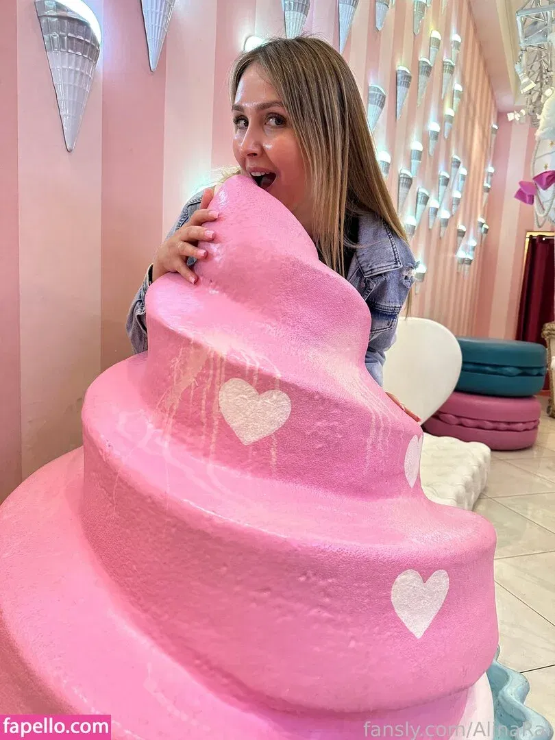 Alina Rai / AlinaRai / Sasha Paradise / alinarai07 Onlyfans Photo Gallery 