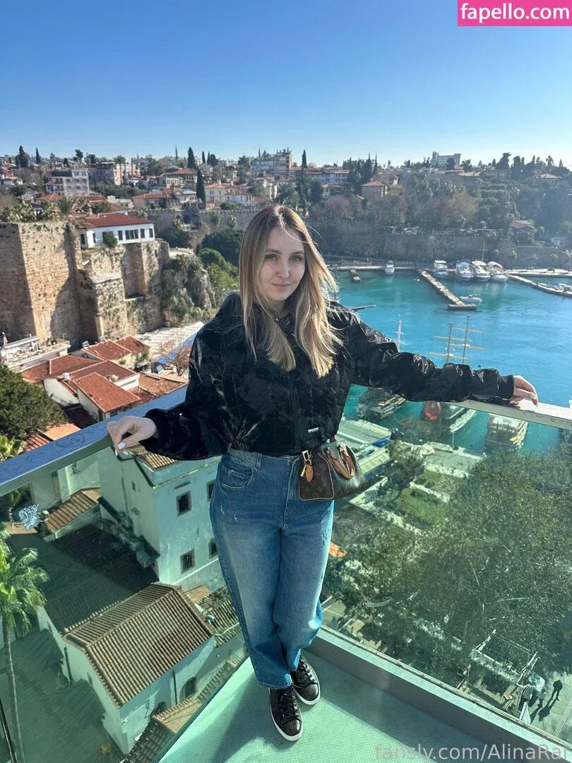 Alina Rai / AlinaRai / Sasha Paradise / alinarai07 Onlyfans Photo Gallery 