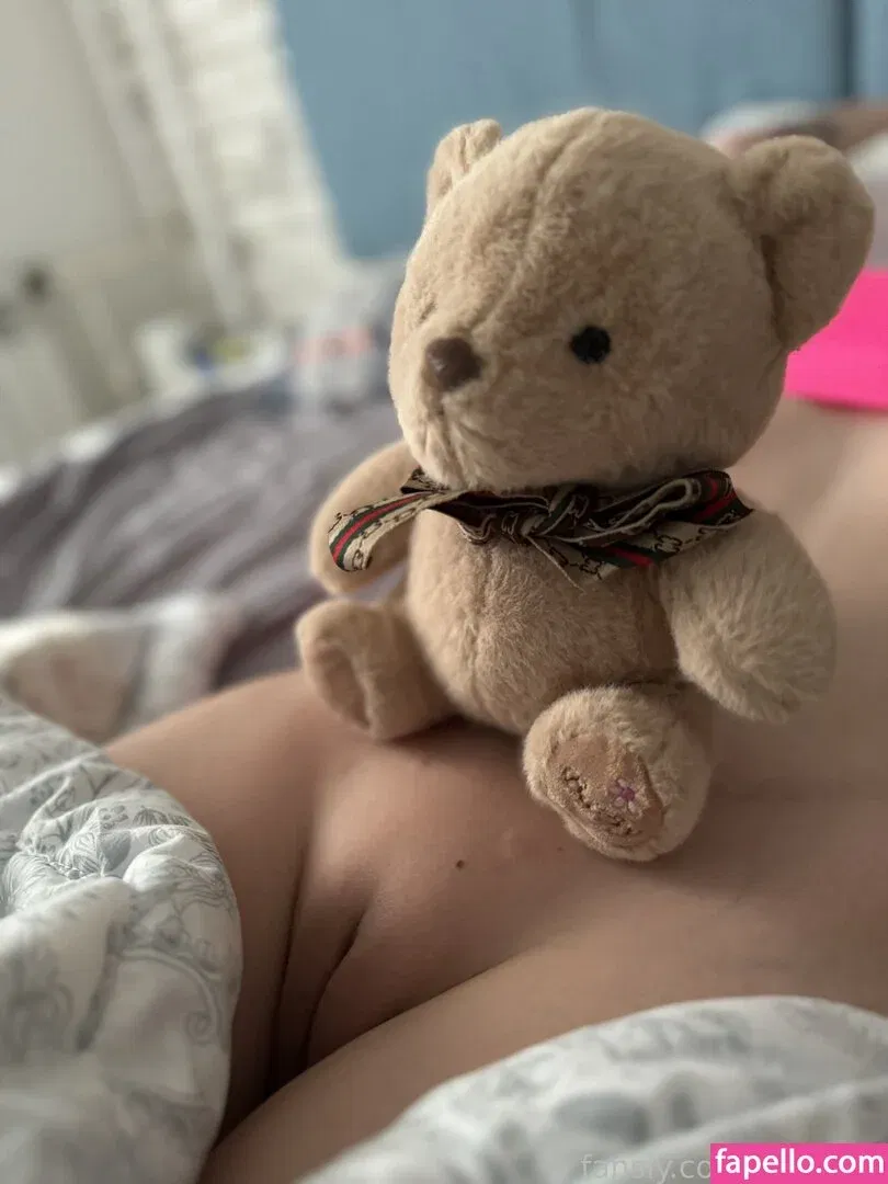 Alina Rai / AlinaRai / Sasha Paradise / alinarai07 Onlyfans Photo Gallery 