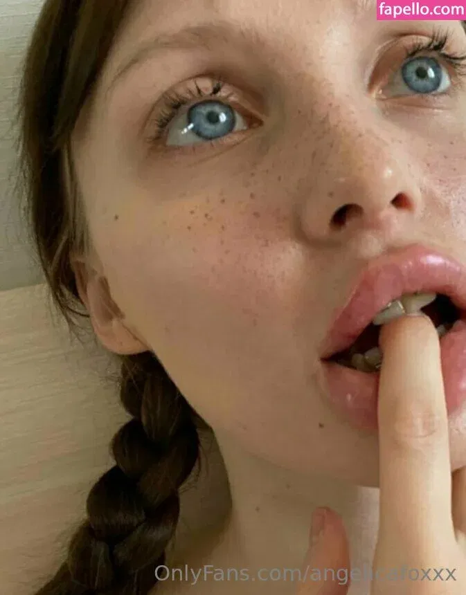 ang_fox_ / angelicafoxxx Onlyfans Photo Gallery 