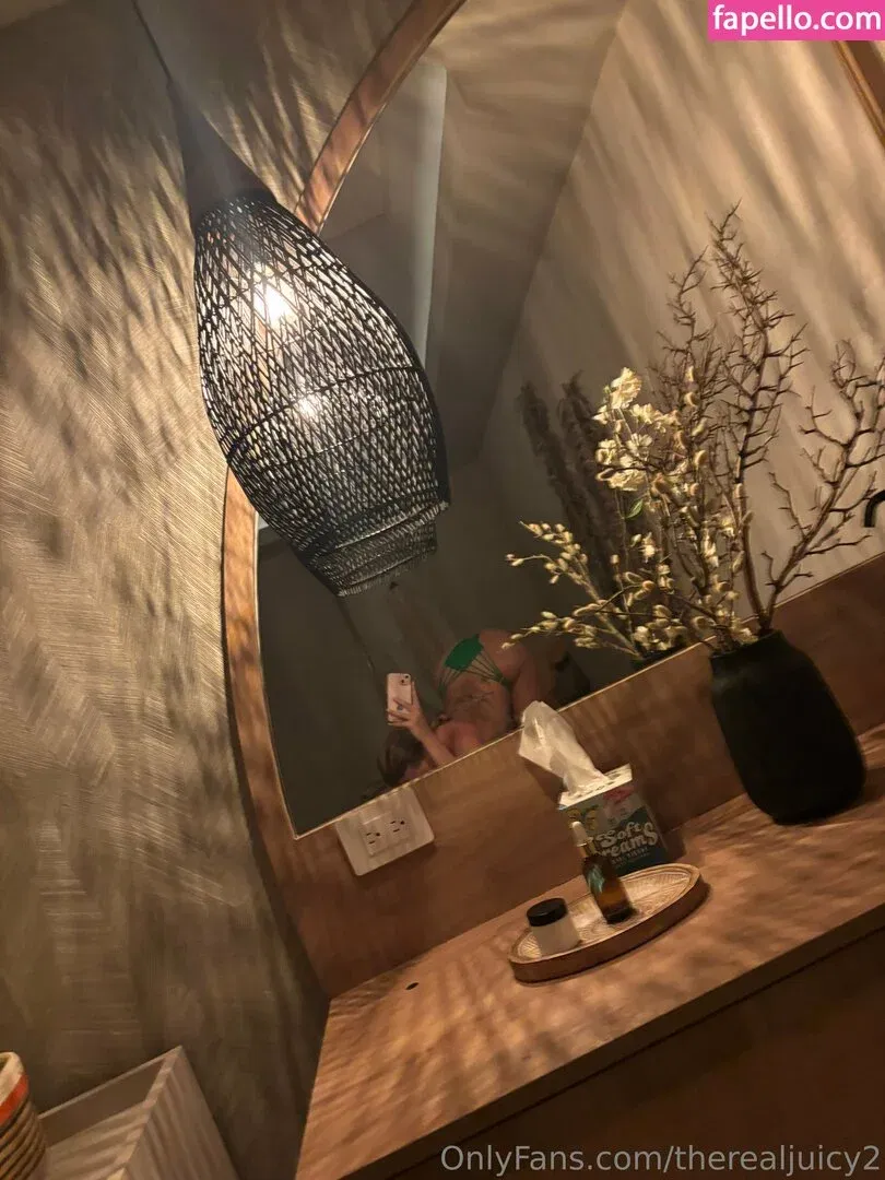 therealjuicy / therealjuicy2 Onlyfans Photo Gallery 