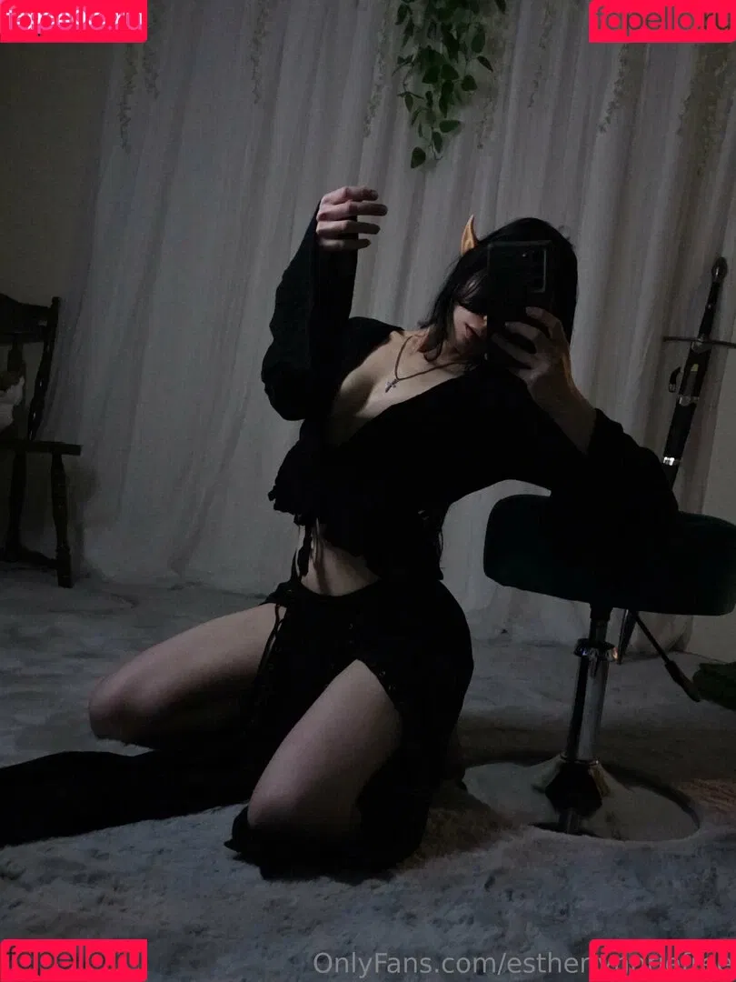estherdollette / estherdollettefree Onlyfans Photo Gallery 