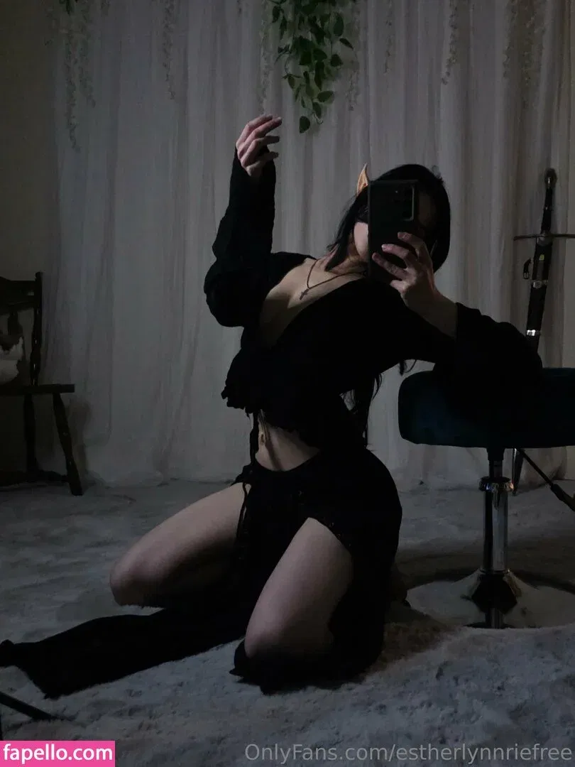 estherdollette / estherdollettefree Onlyfans Photo Gallery 