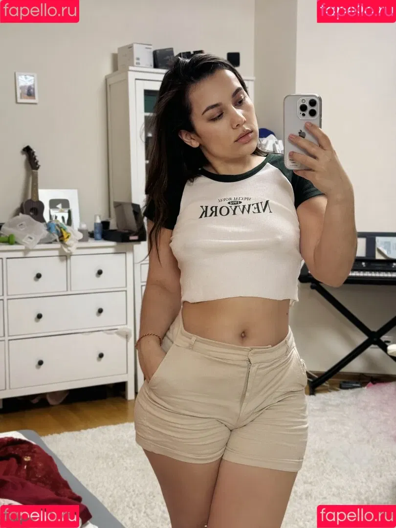 HoneyGirl / zzarraffa Onlyfans Photo Gallery 