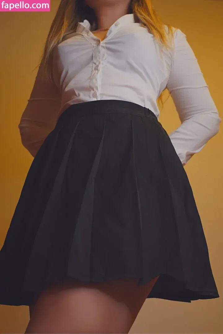 HoneyGirl / zzarraffa Onlyfans Photo Gallery 