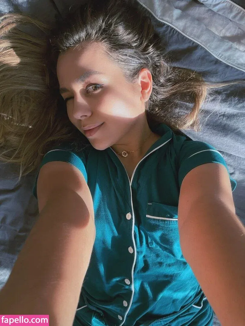 HoneyGirl / zzarraffa Onlyfans Photo Gallery 