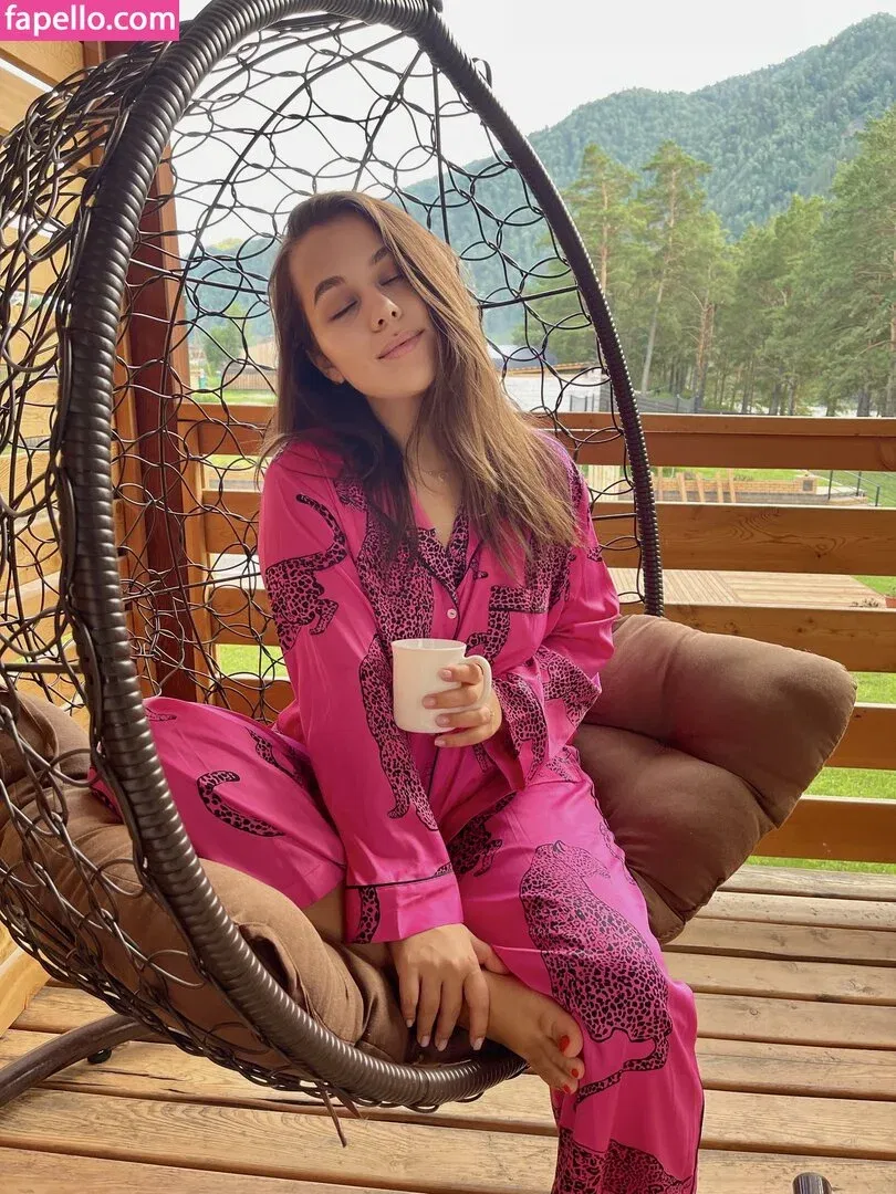 HoneyGirl / zzarraffa Onlyfans Photo Gallery 