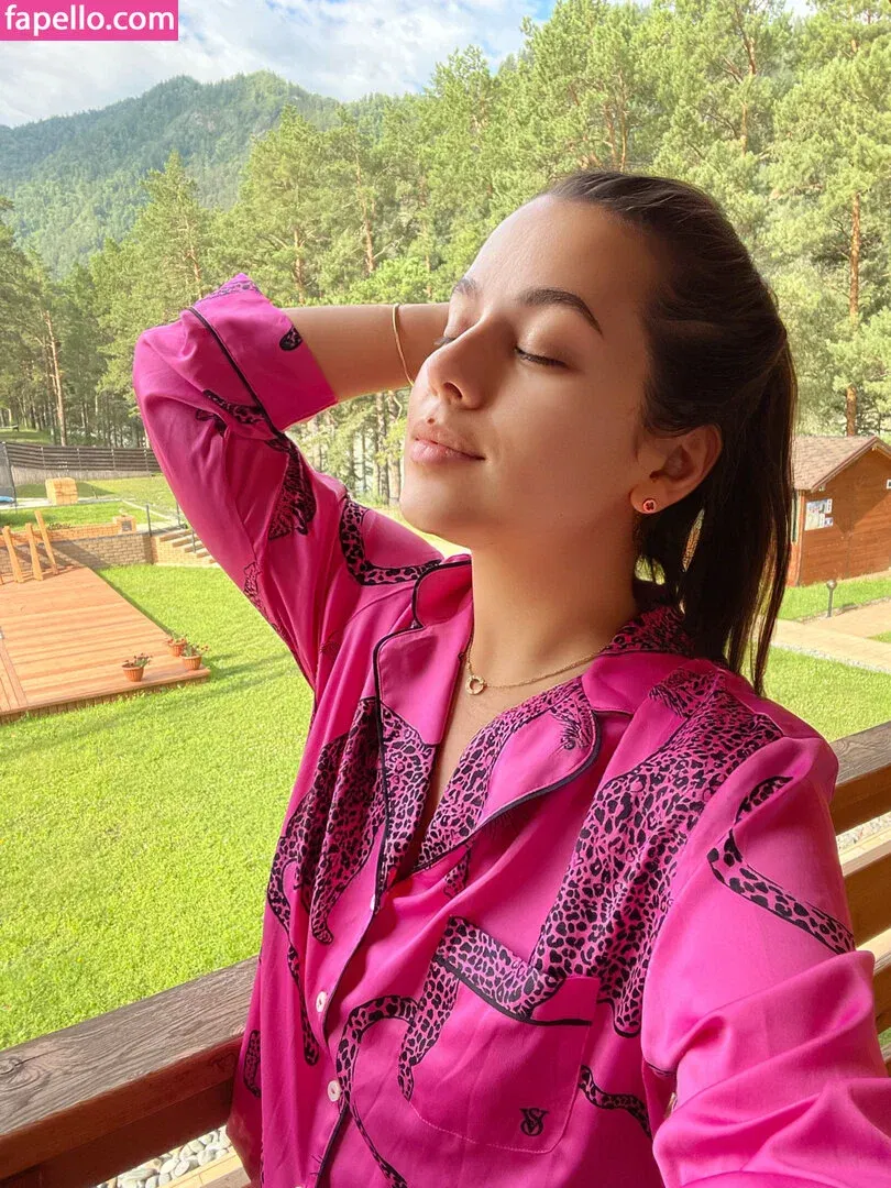 HoneyGirl / zzarraffa Onlyfans Photo Gallery 